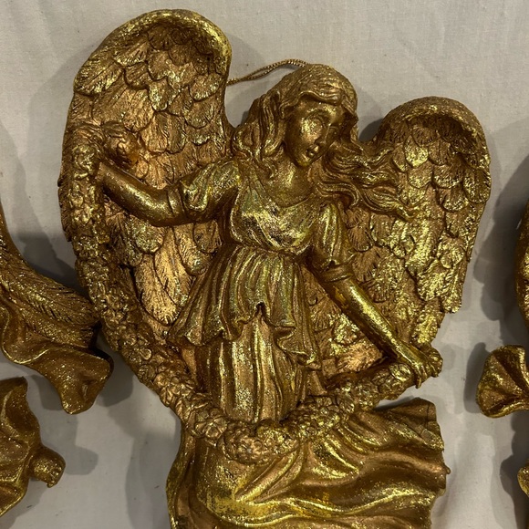 Large gold angel figurines or ornaments, Christmas decor, Hollywood Regency - Picture 3 of 5